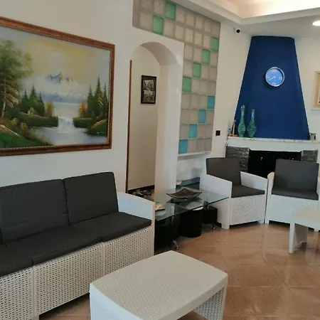 Accussi אלקאמו מרינה