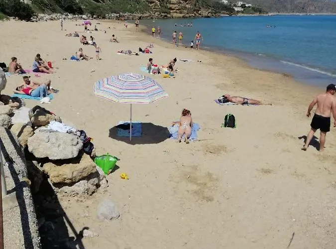 Accussi 3* 阿尔卡莫马里纳