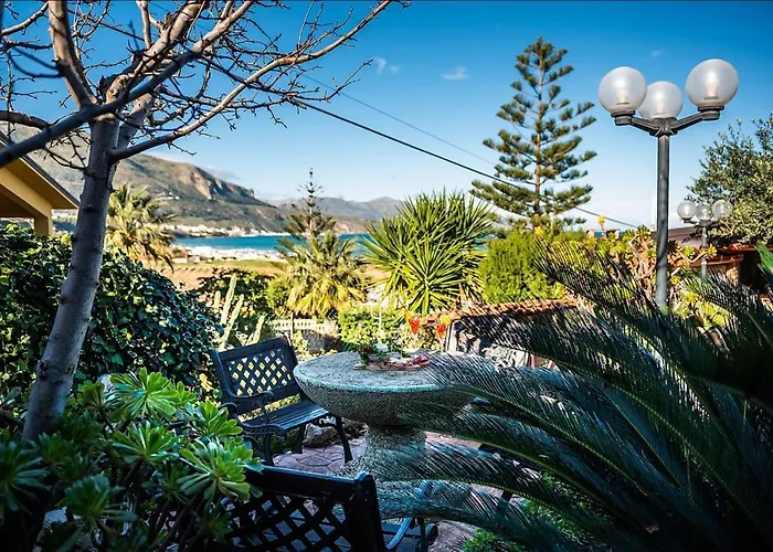 Accussi 3* 阿尔卡莫马里纳